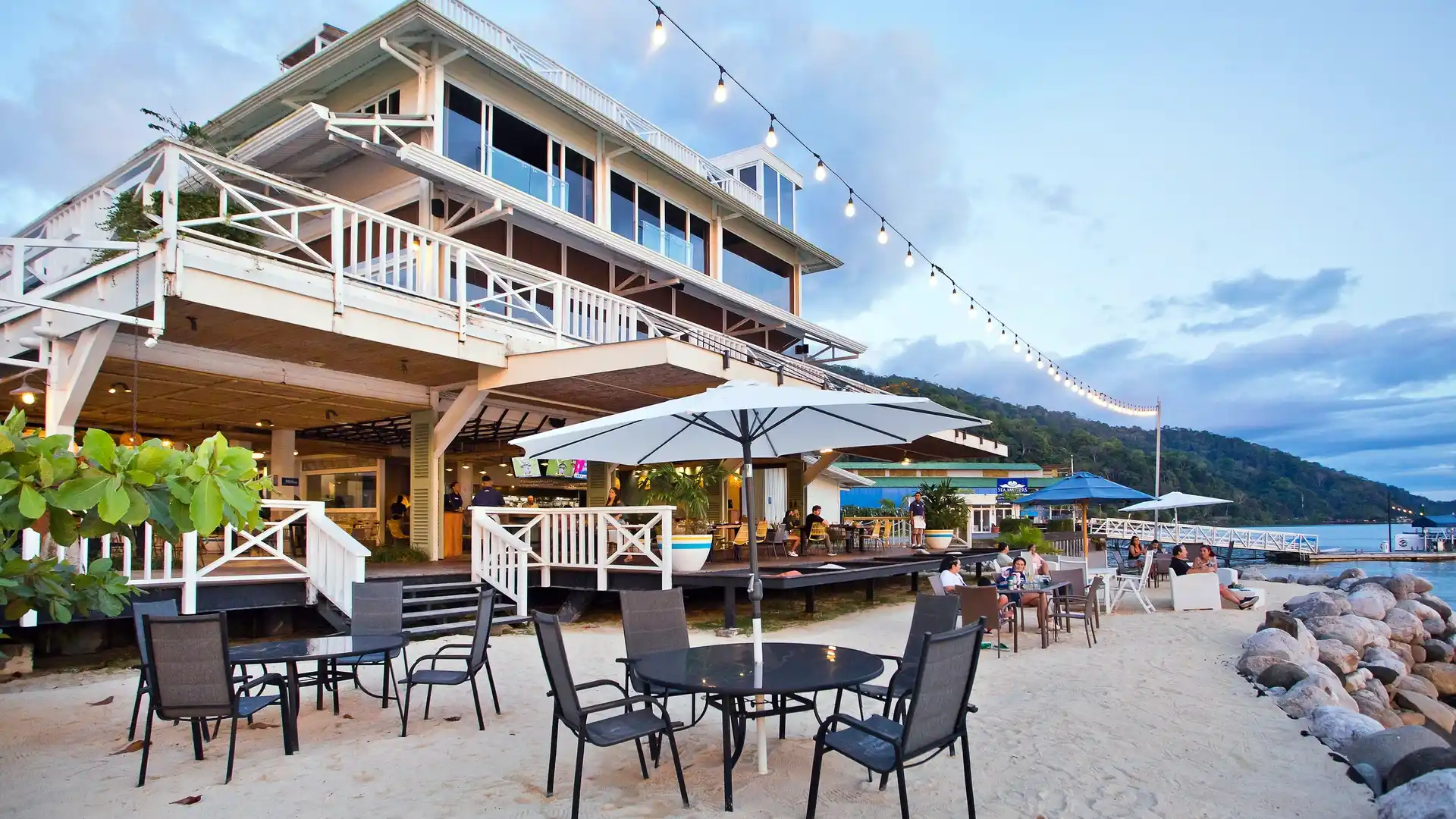 Golfo Dulce Fishing in Costa Rica offers great offshore and inshore fishing at Marina Bahia Golfito.