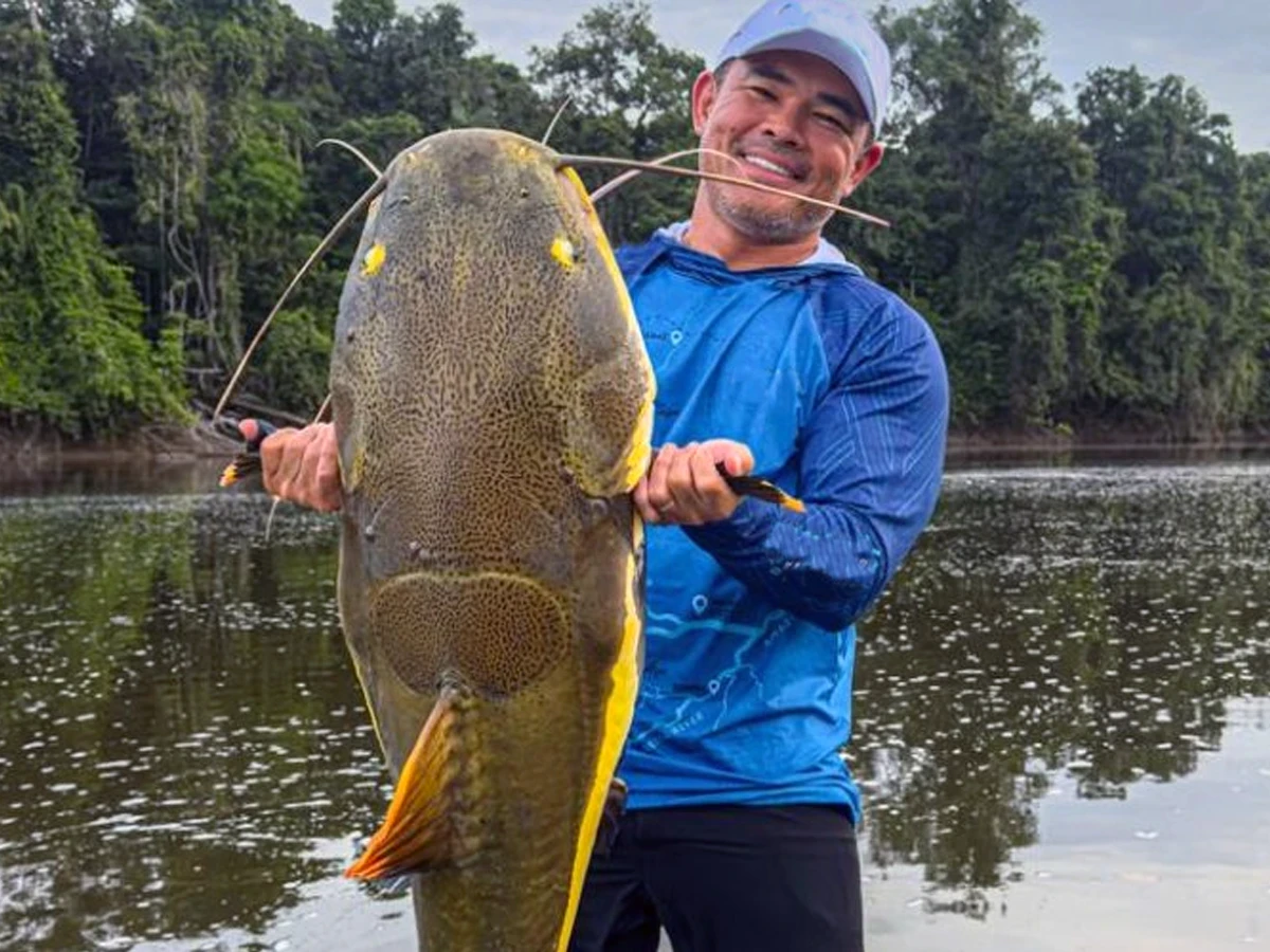 Fishing the Jatapu River, Brazil