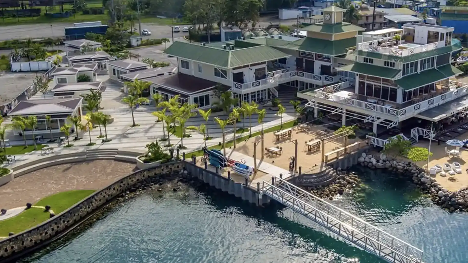 Amaka Ocean Living Lodge at Marina Bahia Golfito