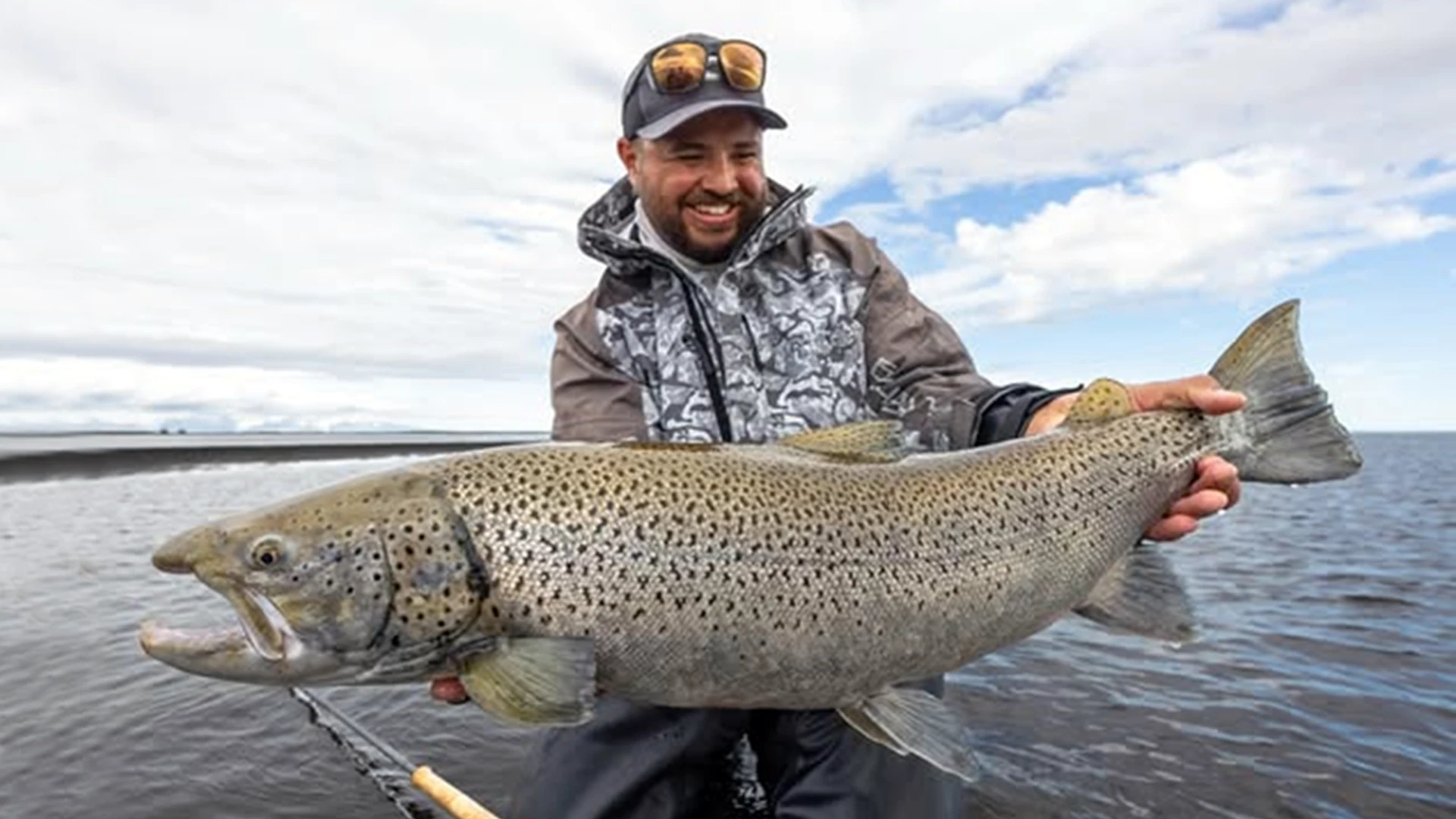 Flyfish Iceland's Vatnamot Rivers with Fish Partners and stay at Battle Hill Lodge.