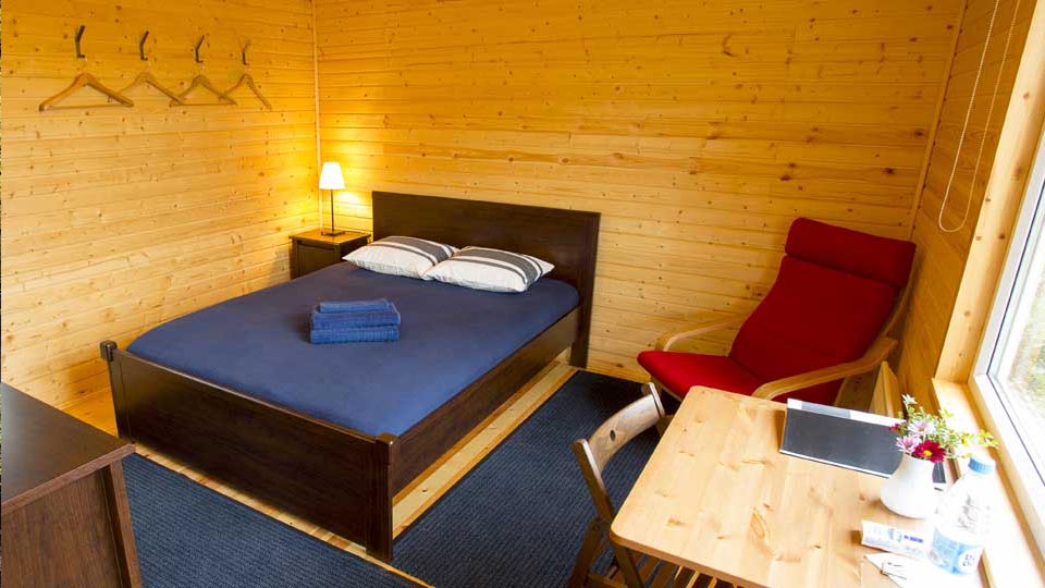 Queen-Size Beds Queen-Size Beds