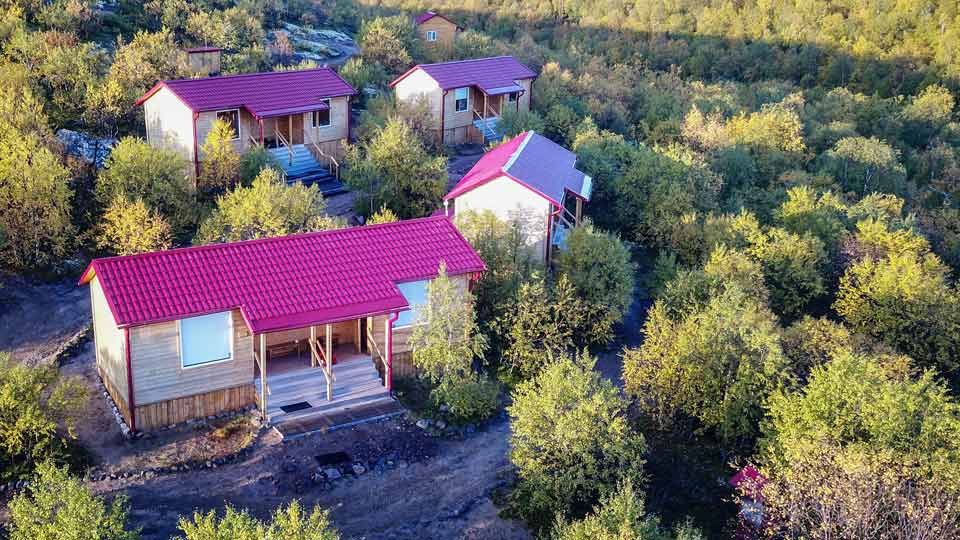 Duplex-Style Cabins Red-Roofed Ryabaga Cabins